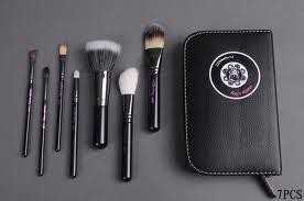 set de y 7 brochas hello kitty